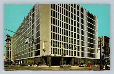 Cincinnati OH, US Federal Building, Classic Cars, Ohio Vintage PostcardÂ Â 