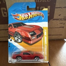 Hotwheels 1985 Chevy Camaro Iroc-z 2012 New Model Read Description Hotwheels 1985 Chevy Camaro Iroc-z 2012 New Model Read Description