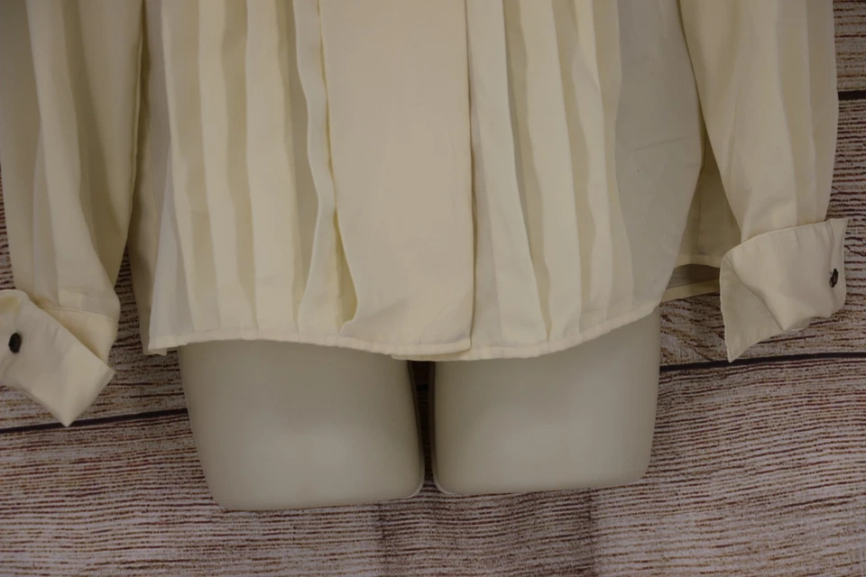 VINTAGE Womens Size 4 Button Up Satin Pleated Long Sleeve Blouse Ivory Cream - Image 4 of 4