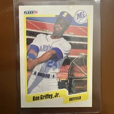 1990 Fleer - #513 Ken Griffey, Jr, Blue dot error. 
