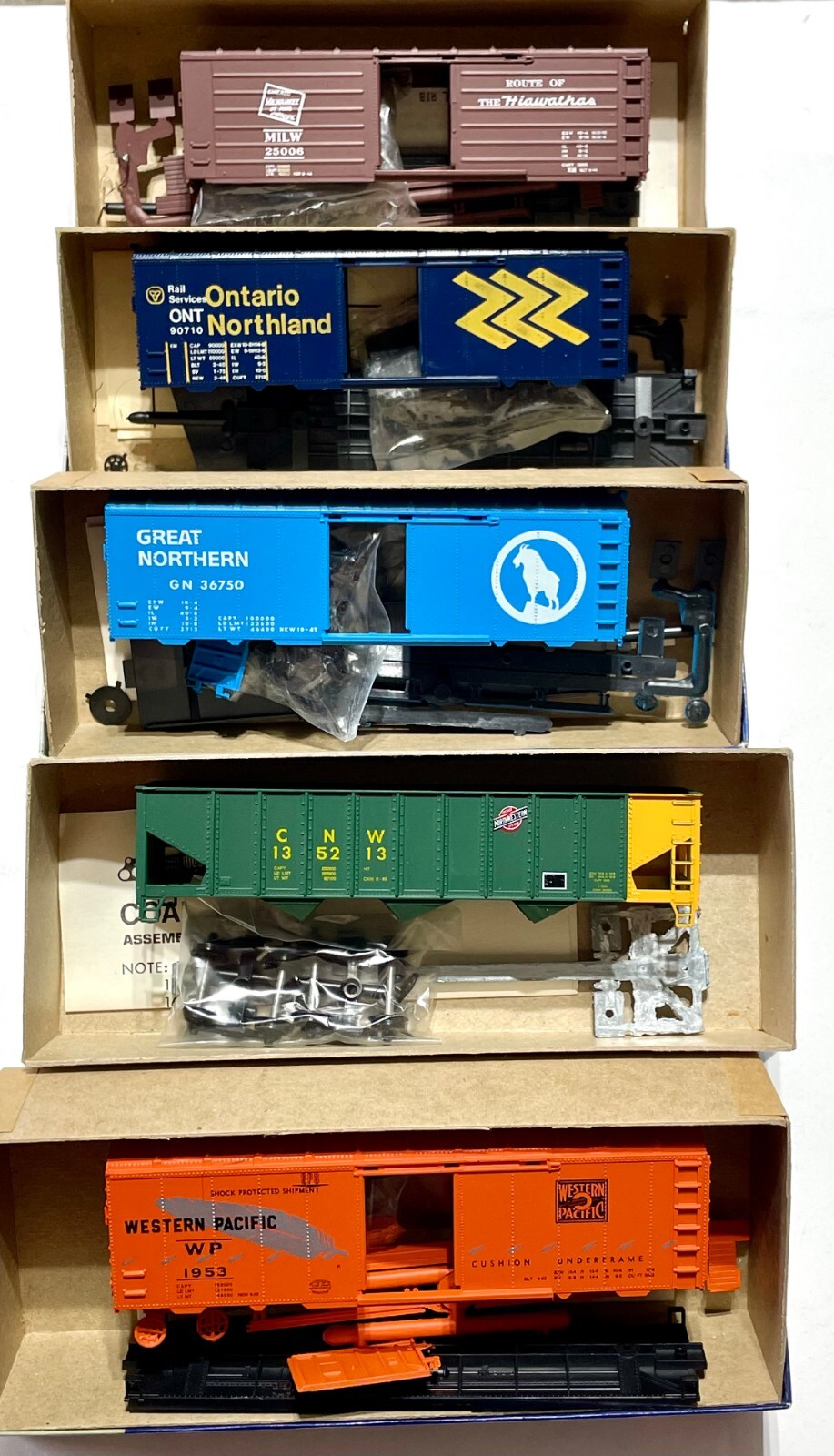 ho train car kits by Roundhouse eBay