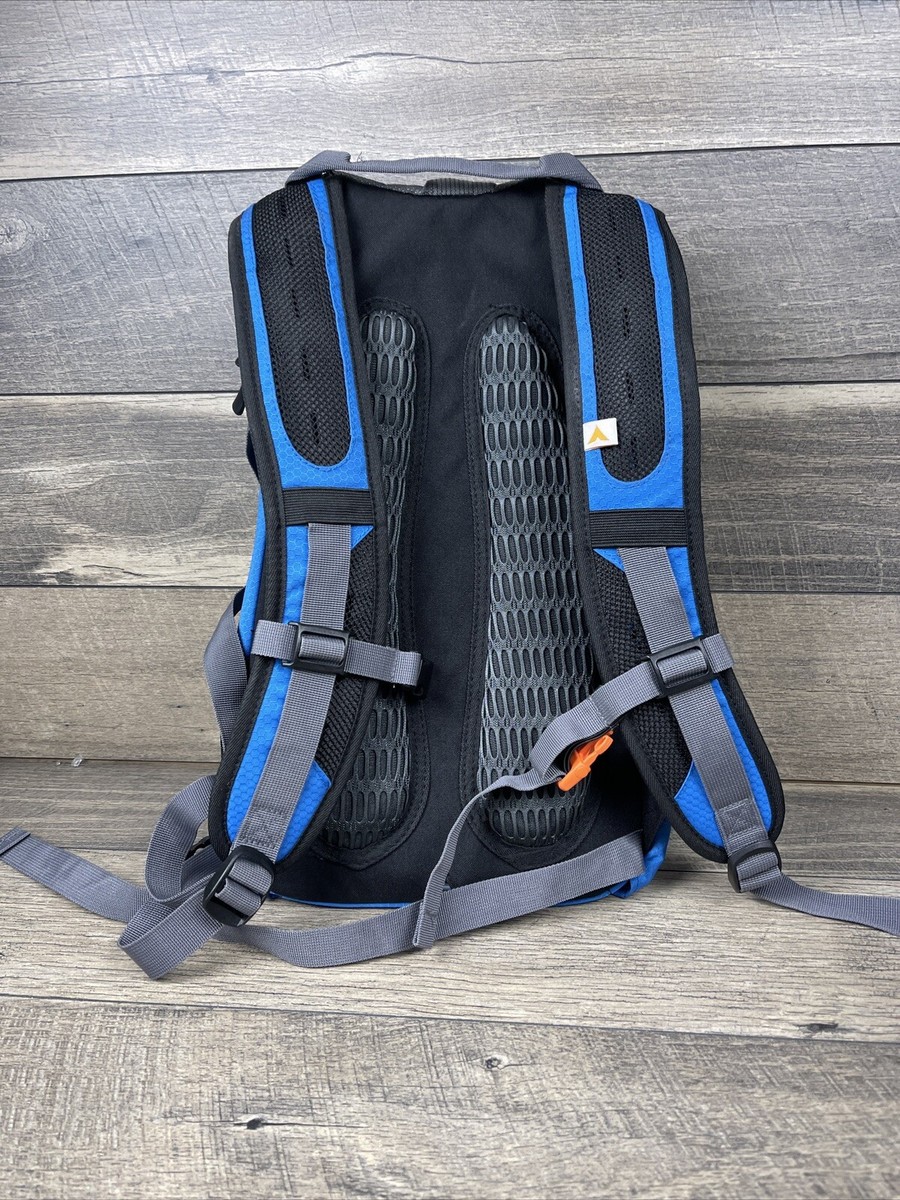 Teton Sports Oasis 1100 Hydration Backpack, blue, new | eBay display picture 3
