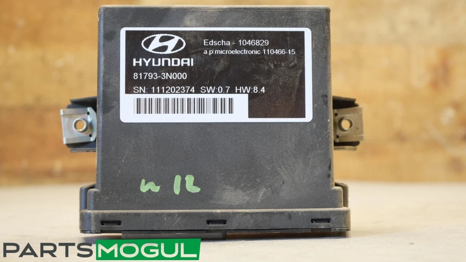 Computadora Hyundai Equus 817933N000 1306065 2011 OEM Foto 2 de 4