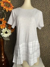 🦋DOE & RAE🦋Gray/Plaid Asymmetrical Short Sleeve Babydoll Top NWT | MEDIUM |
