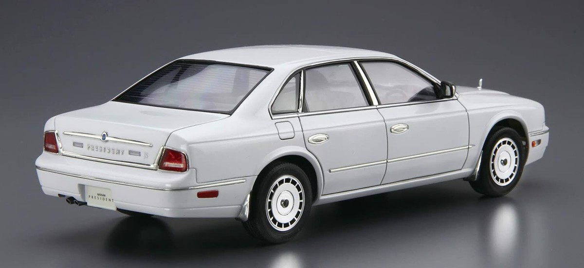 Aoshima 1/24 Kit Nissan G50 President JS / Infiniti Q45 1989