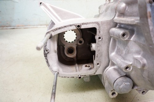 1973 Triumph Trident T150 T150V T 150 750 V Triple 750 *2763 Engine Cases  - Picture 7 of 12