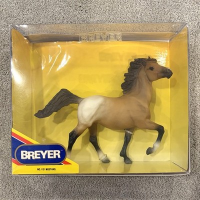 Breyer Horse Buckshot Dun Mustang #1121 New In Box