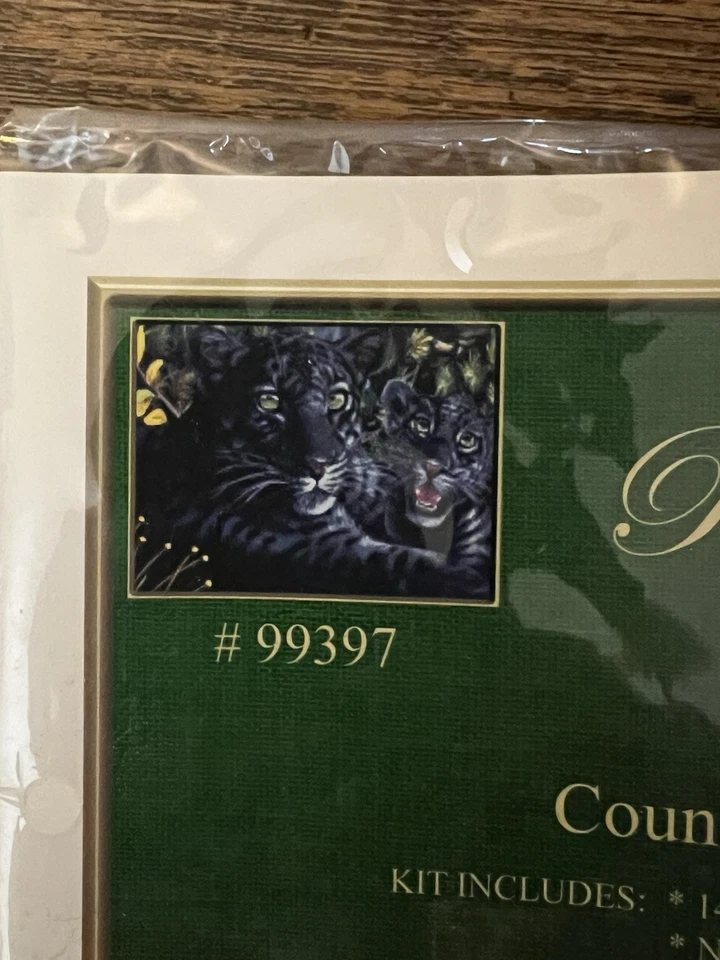 Kit de punto de cruz contado Kustom Krafts #99397 “Panther & Cub” 14x11 Foto 2 de 4