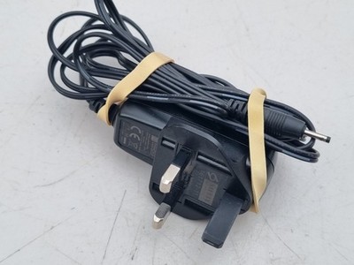 Original Phihong 7,5V 600mA Netzteil UK 3 Pin 5,5mm x 2,1mm Barrel. Original
