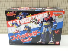 BANDAI SMP Super Electromagnetic Machine Voltes V Together Set Figure Toy Hobby