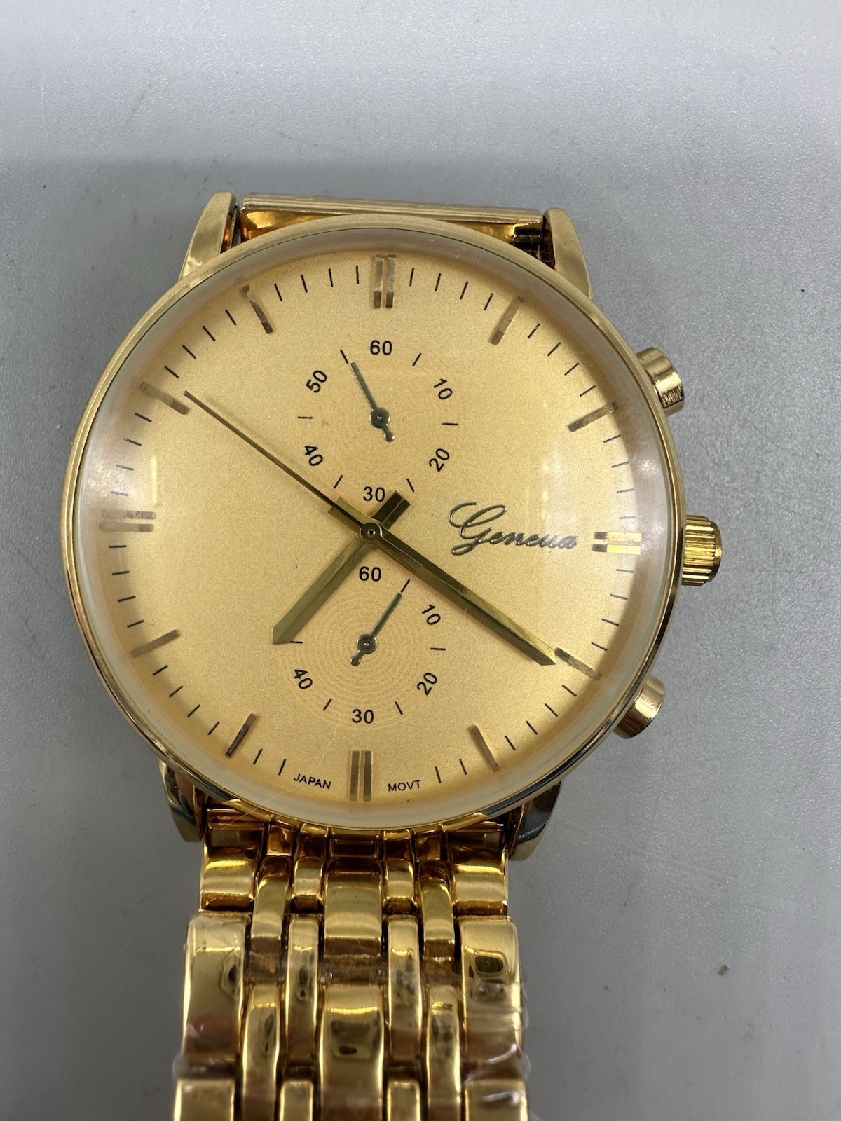 Geneve Men's Wrist Watch Gold Face Stainless Steel Japan Movement Runs!