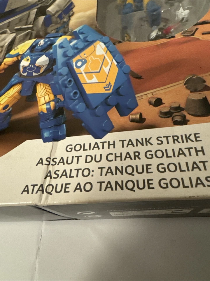 Mega Construx Bloks Destiny Goliath Tank Strike FFB56 Bungie Halo 902 Pcs - Image 2 of 4