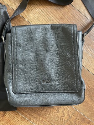 HUGO BOSS Black Leather Men's Messenger Cross Body Bag. Only HUGO BOSS Black Leather Men's Messenger Cross Body Bag. Only