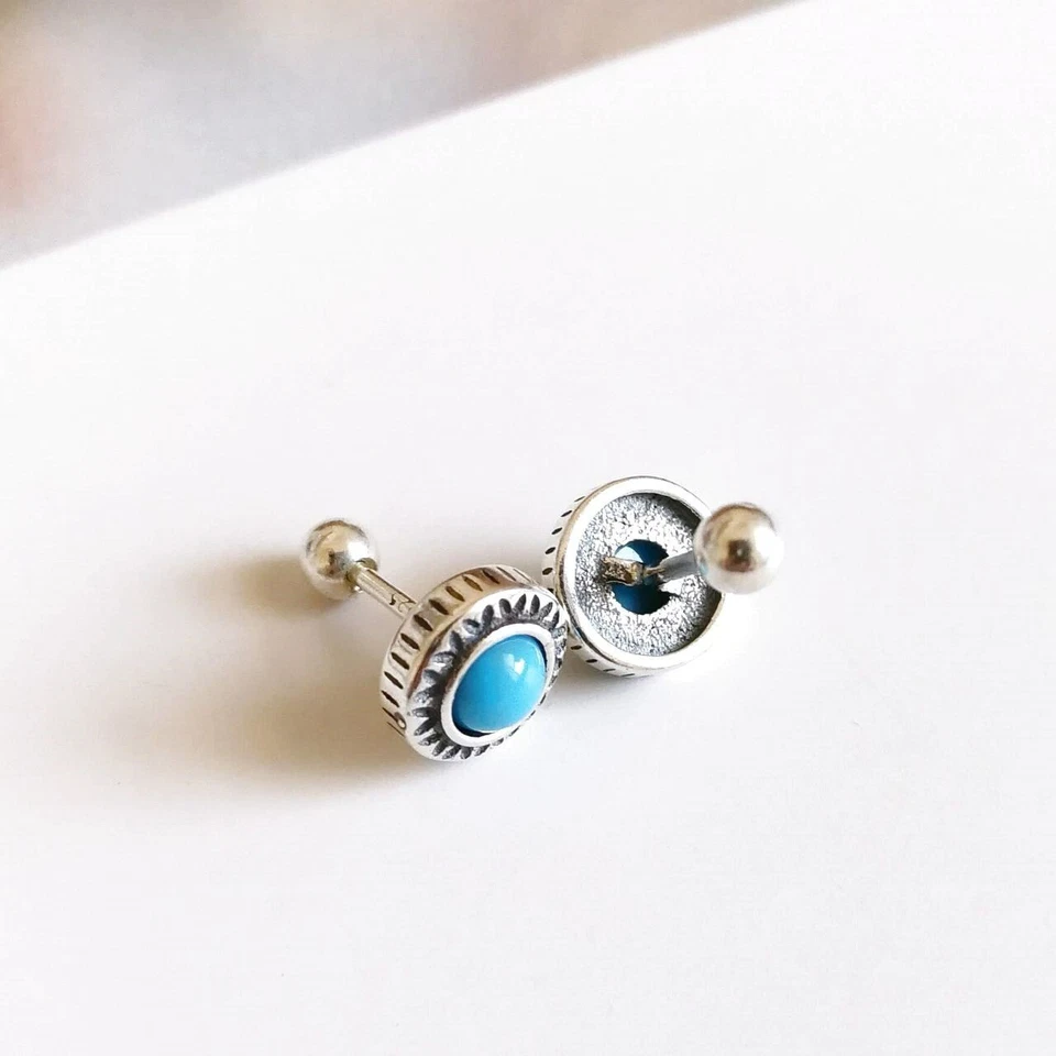 Pendientes pequeños de plata de ley 925 azul turquesa bola atornillada doble cara Foto 3 de 4