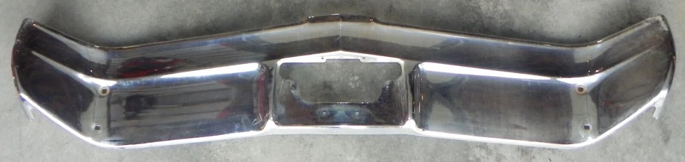 Buick Wildcat Lesabre 1968 parachoques trasero original buen núcleo Foto 2 de 4