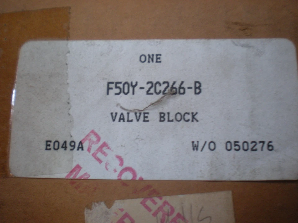 NOS 1995 96 97 98 99 00 01 02 LINCOLN CONTINENTAL VÁLVULA DE FREIO ANTIBLOQUEIO SOLENÓIDE - Imagem 4 de 4