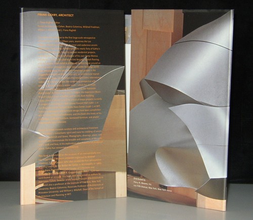 FRANK GEHRY ARCHITECT RETROSPECTIVE SIGNED 1ST EDITION LOS ANGELES ARCHITECTURE - Picture 3 of 11