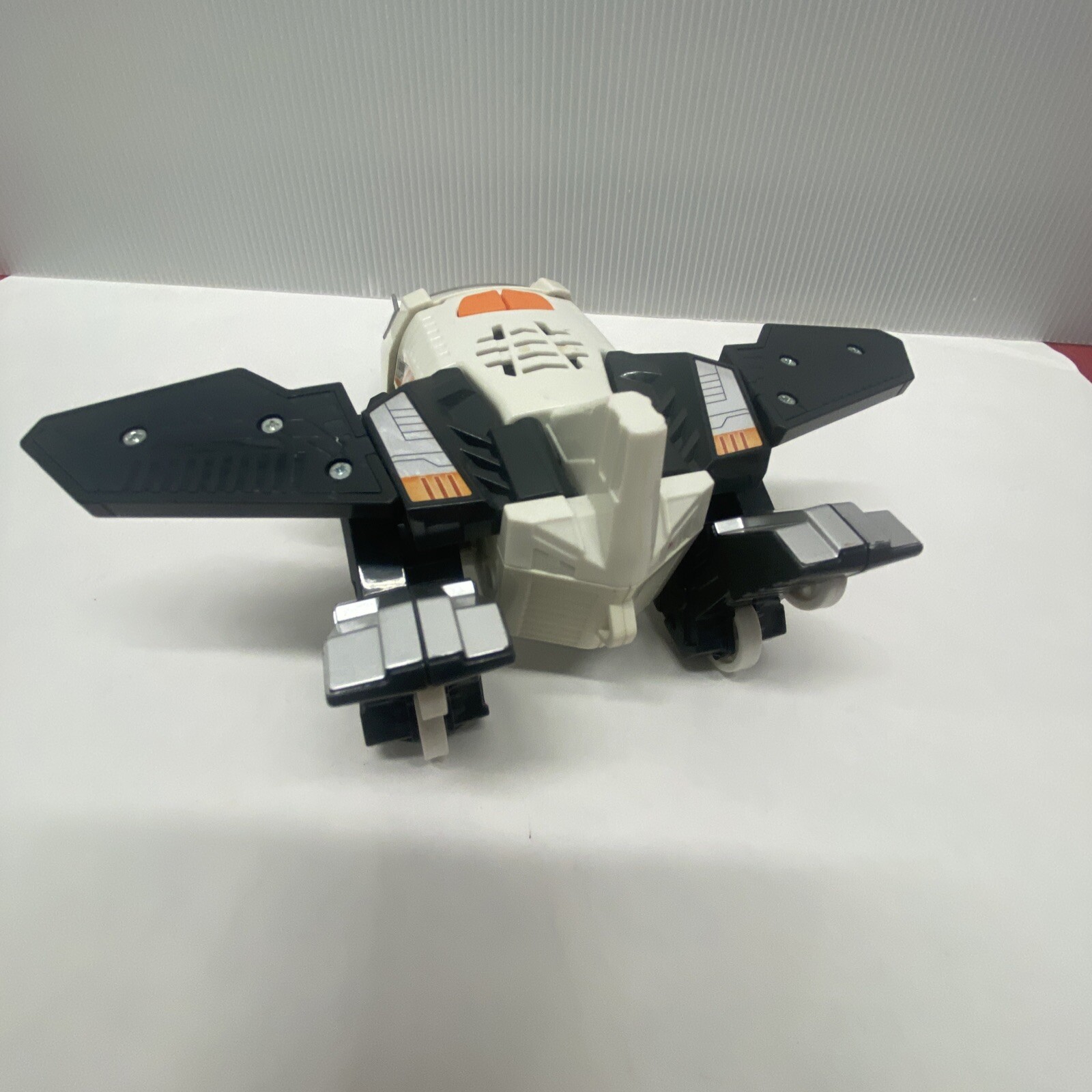 Picture 3 of 8
