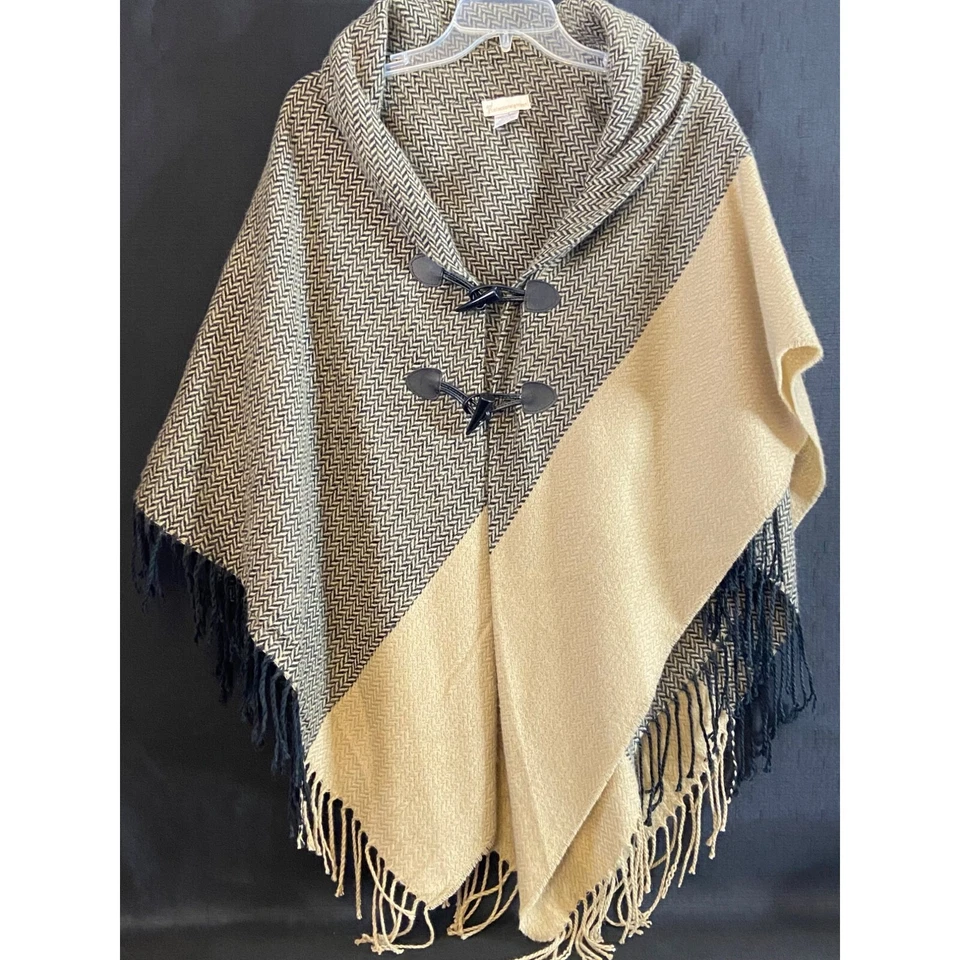 Collection Eighteen Womens Poncho Shawl Wrap Kimono One Size Gray Ecru Boho - Image 4 of 4