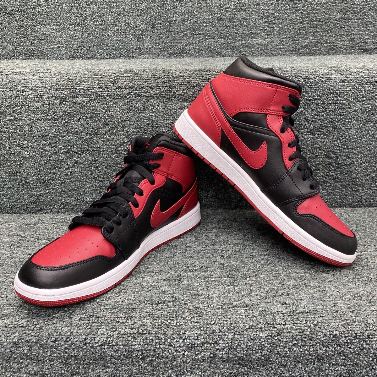 NIKE AIR JORDAN 1 MID 26.5㎝ 554724-074 Jordan 1 Mid 'Banned' - Air Jordan - 554724 074 - black