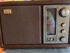 Sony Fidelity sound Tabletop Am/Fm Stereo Model # ICF-9650W