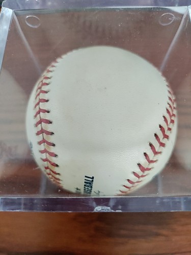 Cal Ripken Jr Autographed Baseball OMLB HOF Baltimore Orioles - Picture 6 of 7