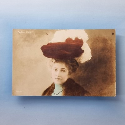Edwardianische Schauspielerin Postkarte Pauline Chase 1908 amerikanische Mütze Fellfarbe