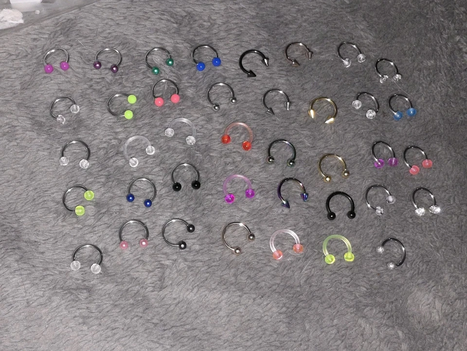 39 piezas anillos de tabique de acero quirúrgico y acrílico 16G piercing joyería herradura hélice Foto 2 de 3