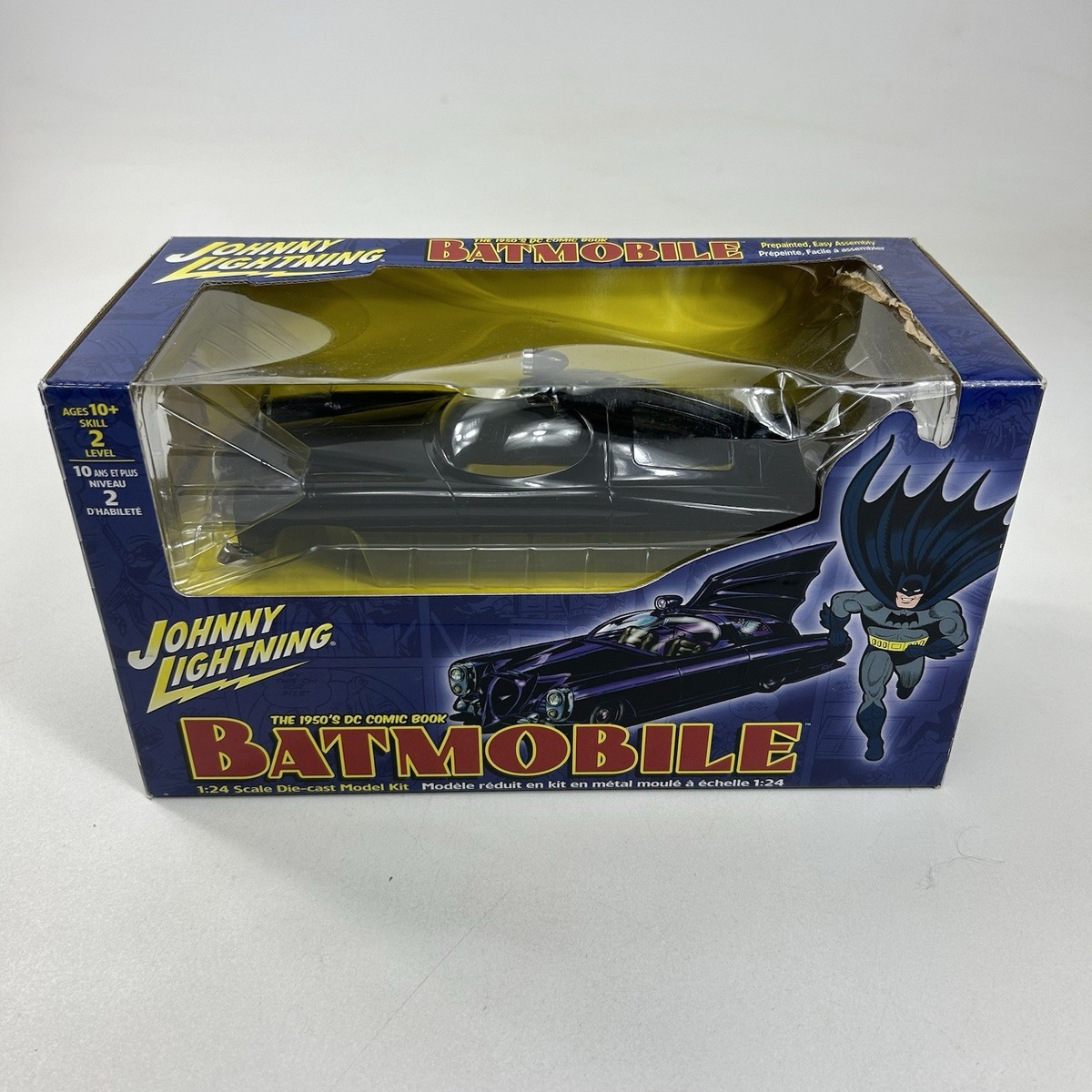 Johnny Lightning Batmobile 1:24 スケール Johnny Lightning 1/24 Scale Built Kit 6904 - 1960s DC Comics