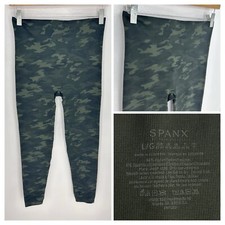 SPANX Look At Me Now Seamless Camo Green Leggings Size Large Stretch Compression