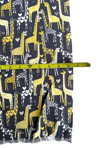 Giraffa Love Tessuto Giungla Grigio Giallo Animali Cuori Bambini Novità 1+Yd x 39"W - Foto 10 di 11