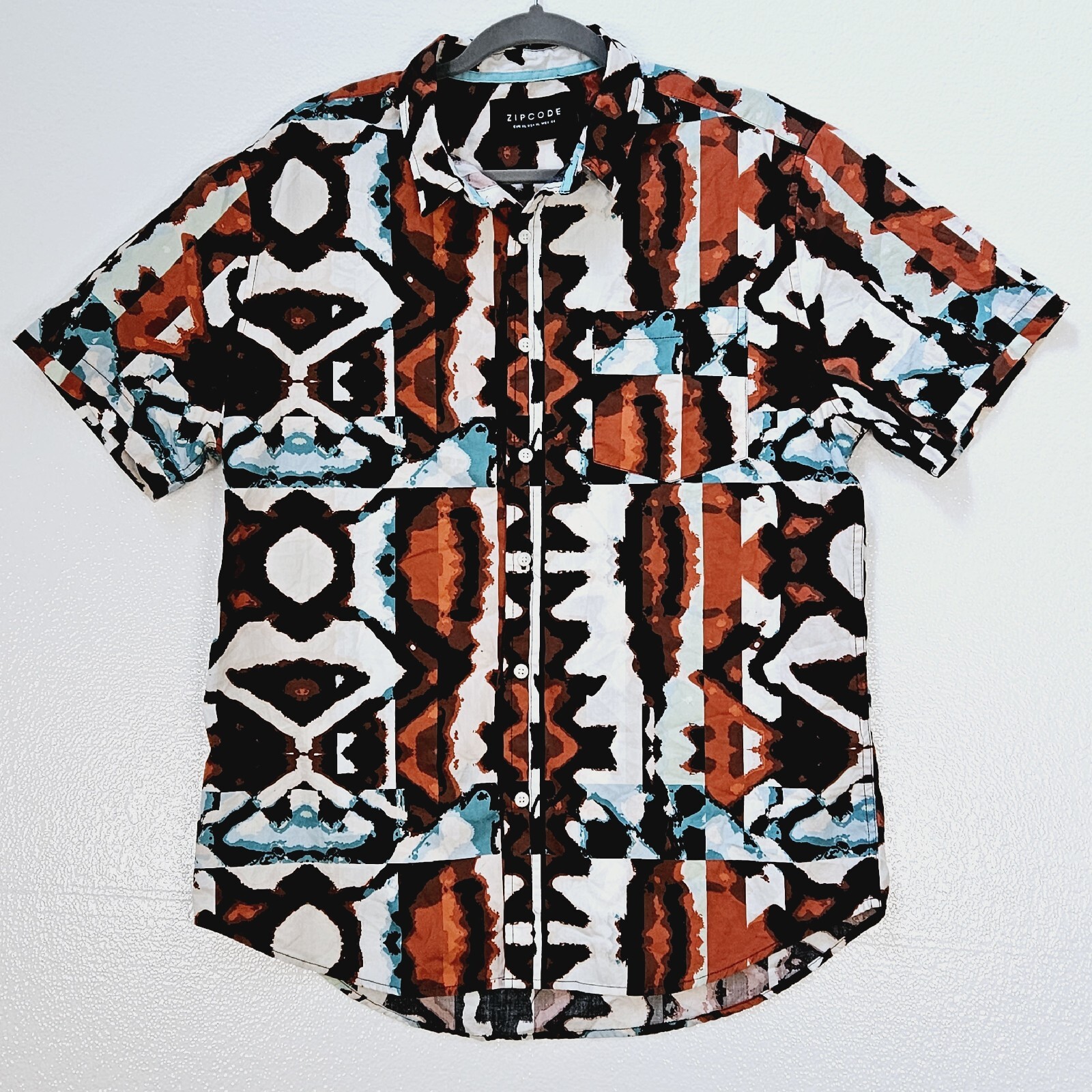 Zipcode Abstract Art Mens Button Down Short Sleev… - image 1