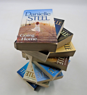 Danielle Steel Lot of 9 Paperback Books - Legacy and others VG+