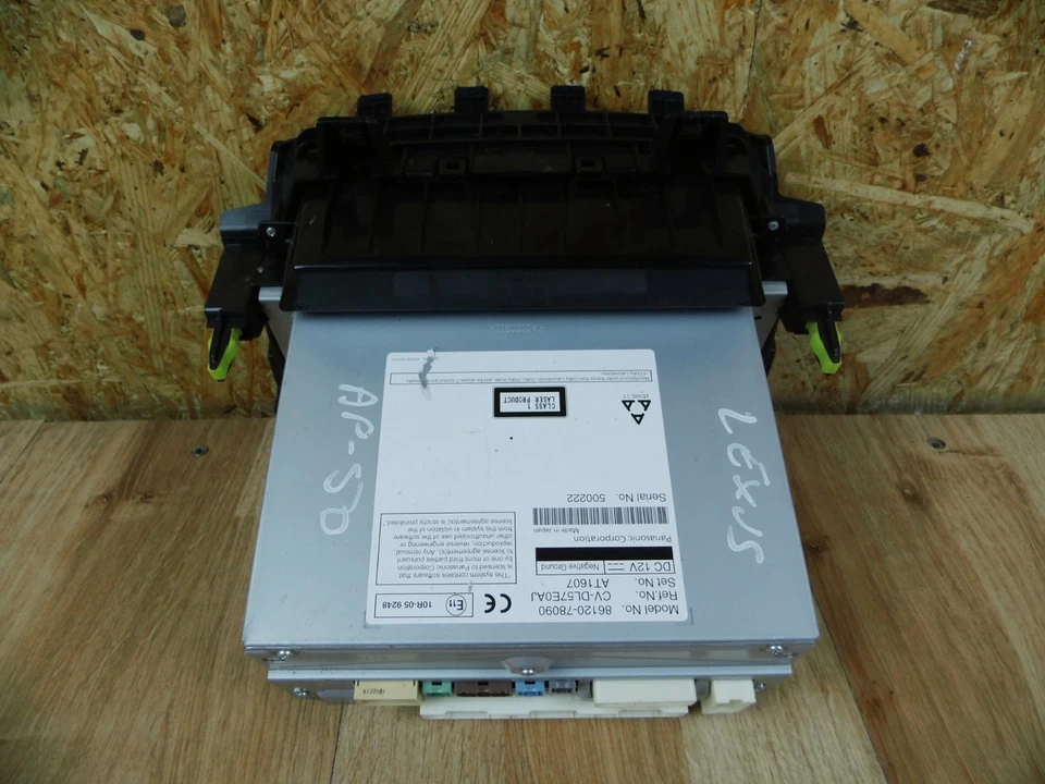 Lexus NX300H FACELIFT Einheit Radio CD Player 86120-78090" - Bild 4 von 4