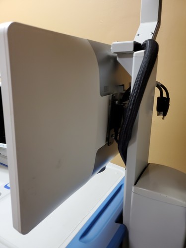 22" Medical Barco monitor MDRC-2122 WP - Picture 2 of 4