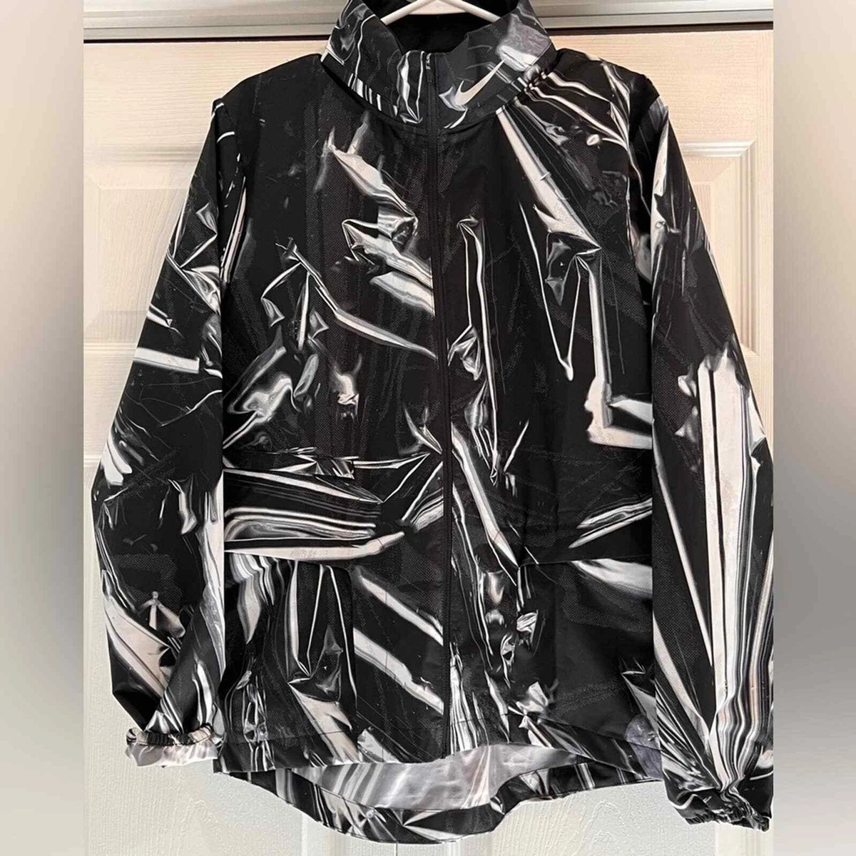 Nike Shield Full Zip Running Jacket Black Large Rain Repellant Large | eBay