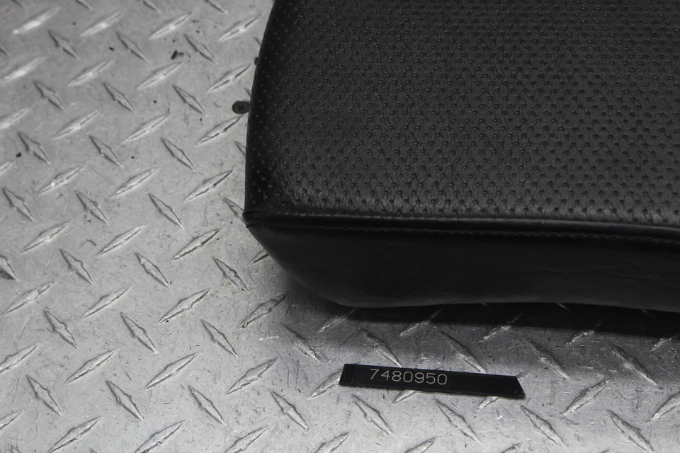 ASIENTO TRASERO YAMAHA V STAR XVS1100 Foto 2 de 4