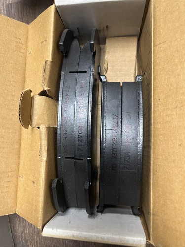 ONE GENUINE OEM FLEETRITE NAVISTAR INTERNATIONAL BRAKE LINING 990953C93 - Picture 12 of 17