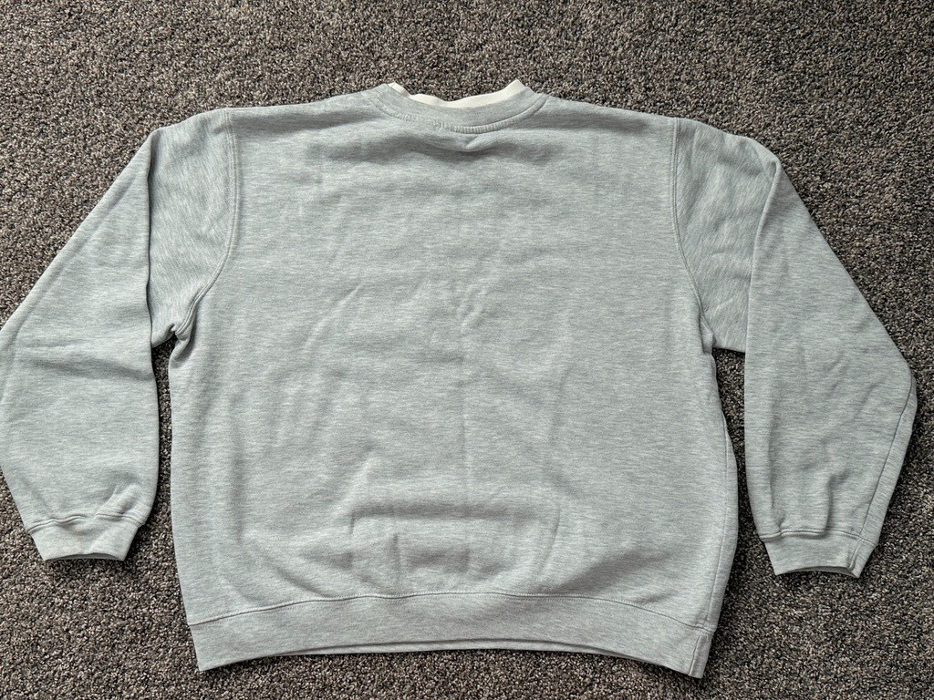 Classic Elements Gray Sweatshirt L Patchwork Hear… - image 10