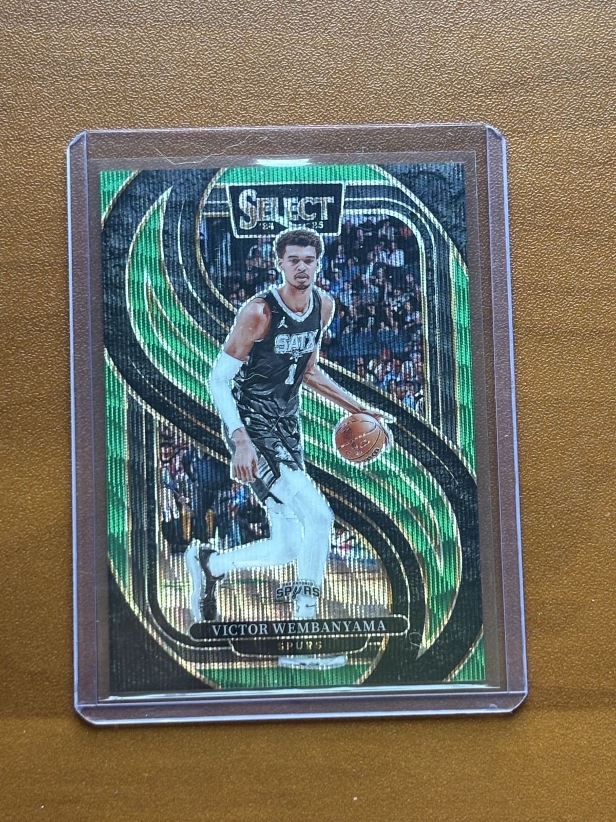 2024-25 Select Victor Wembanyama Premier Level Green Wave Prizm /50
