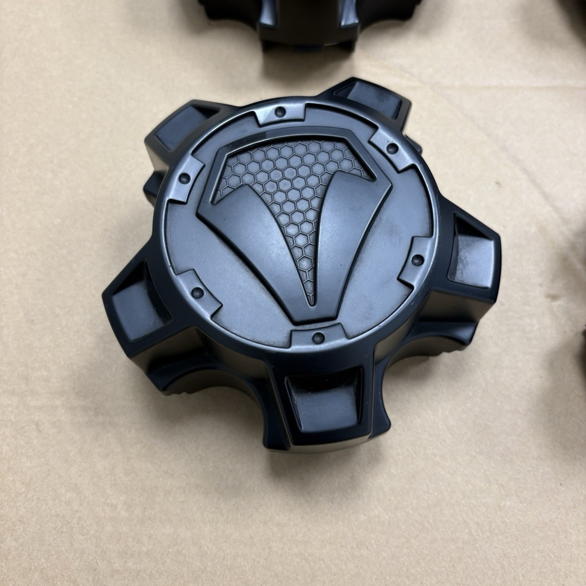 2018-2021 Toyota Tundra TSS Single Center Cap SINGLE | 899601SB