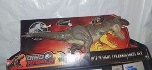 Jurassic World Dino Rivals Bite 'N Fight Tyrannosaurus Rex T-Rex Dinosaur Toy 4+