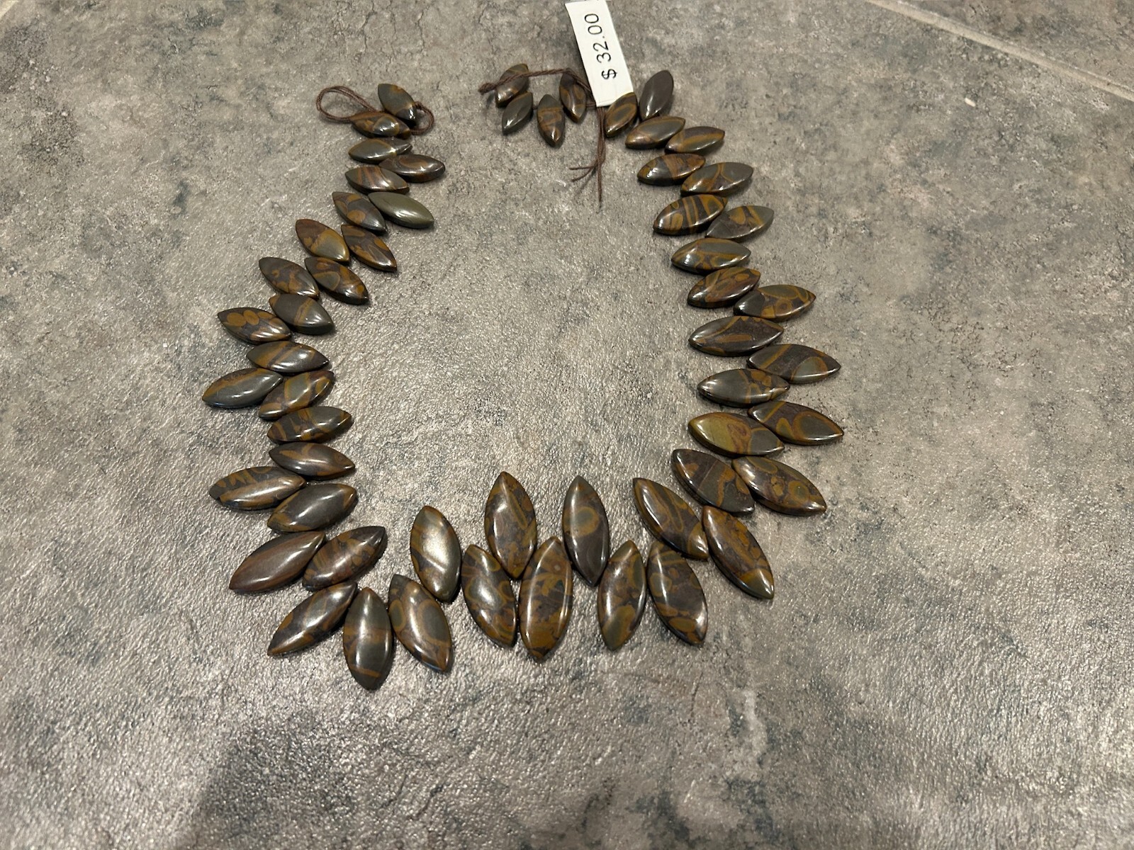 Picture 1 of 3