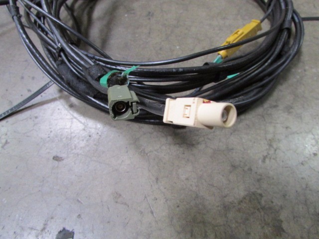 Maserati Quattroporte, Radio Antenna Wire Harness, Used, P/N 191149
