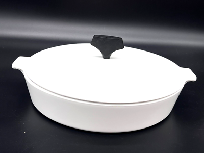 White Original Corning Ware Buffet Server 10 Inch Skillet B-10