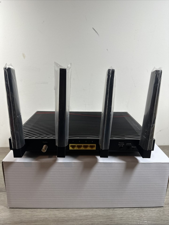 NETGEAR Nighthawk X4S DOCSIS 3.1 Cable Modem AC3200 WiFi Router C7800