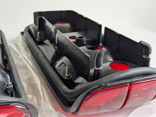 Tail Lights Fits For BMW E30 Facelift BNWB Taillights Set All Red New Tinted - Picture 11 of 12