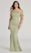 Windsor Deyna Formal Prom Homecoming Maxi Dress size M medium - Sage Green - NEW
