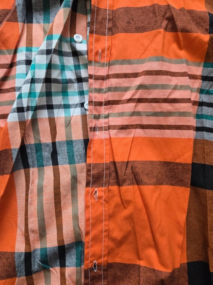 Old Skool - Short Sleeve - Orange - Geometric Pattern - Size L - Button Up - Image 2 of 4