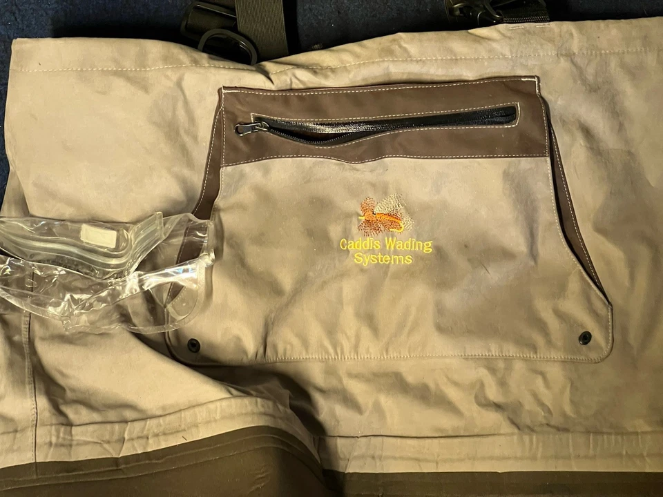 Waders, Sistema de Vadeo Caddis Neopreno con Botas Incorporadas, Talla 10, Usado Una Vez Foto 2 de 3
